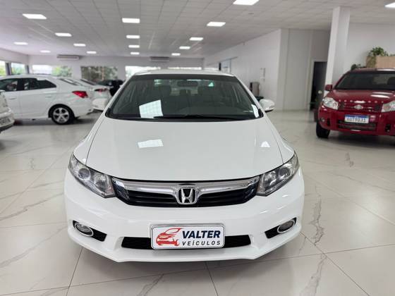 HONDA CIVIC 2.0 LXR 16V FLEX 4P AUTOMÁTICO HONDA CIVIC 2.0 LXR 16V FLEX 4P AUTOMÁTICO